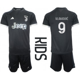 Baby Fußballbekleidung Juventus Dusan Vlahovic #9 3rd Trikot 2023-24 Kurzarm (+ kurze hosen)